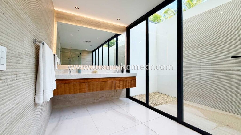 Luxury Villa 5BR in Los Lagos Casa de Campo 24