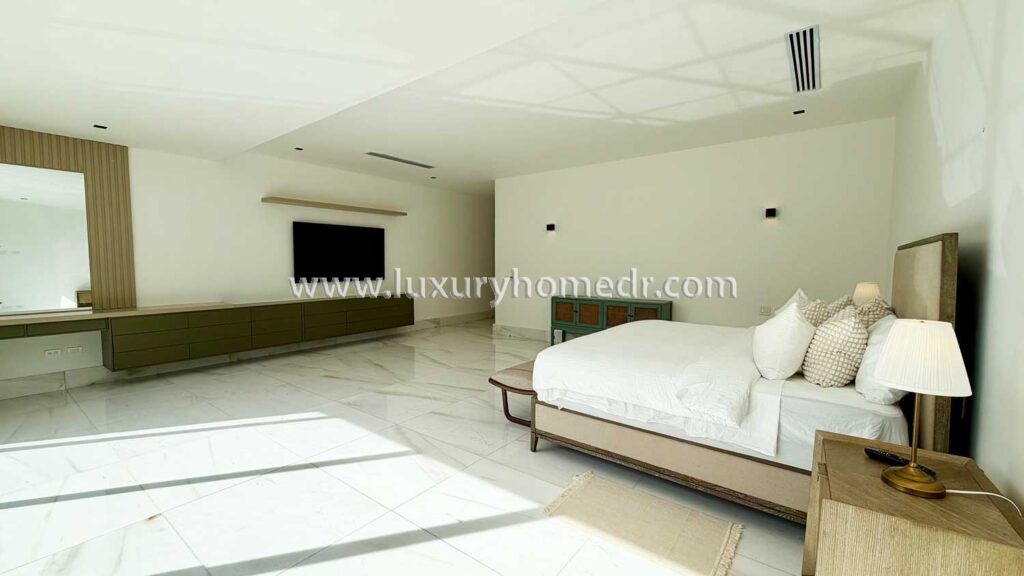 Luxury Villa 5BR in Los Lagos Casa de Campo 29