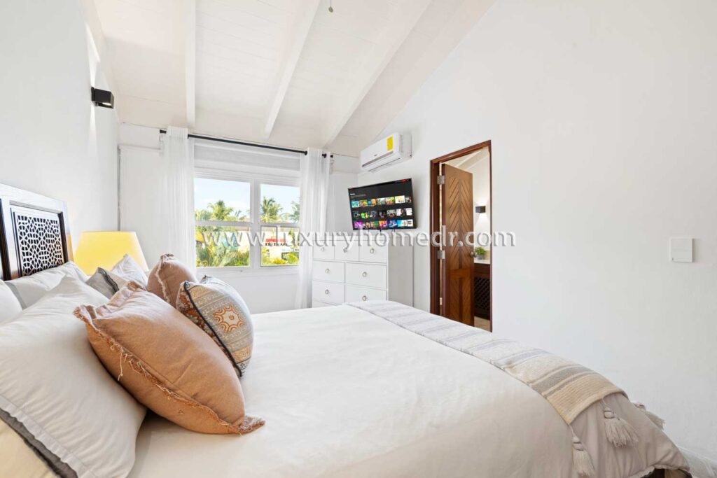 Marina View 4BR Villa in Casa de Campo 25