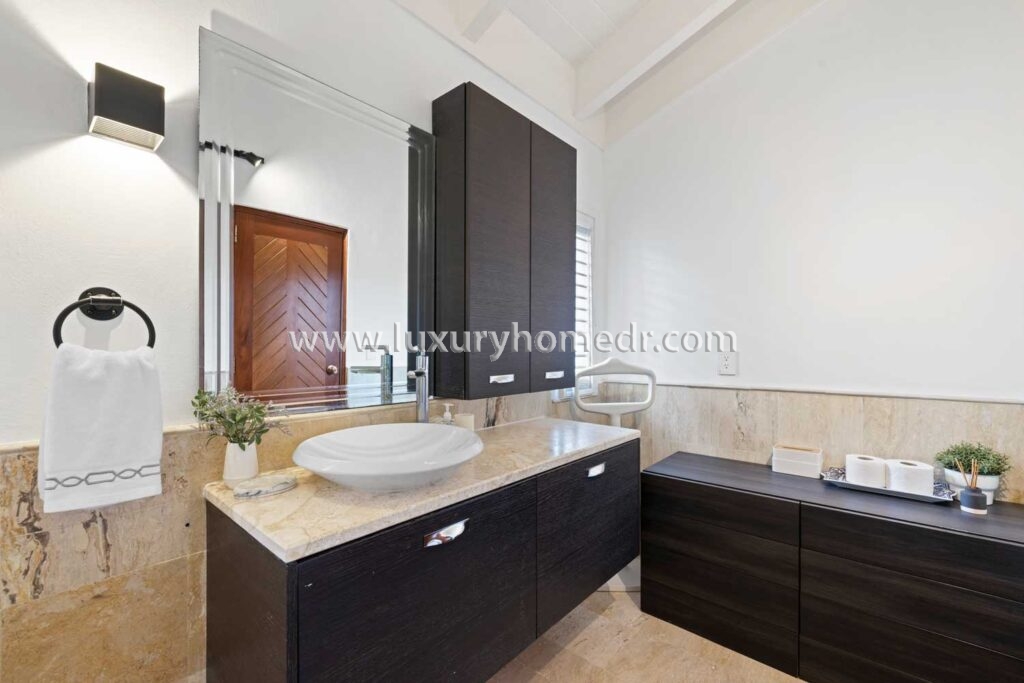 Marina View 4BR Villa in Casa de Campo 35