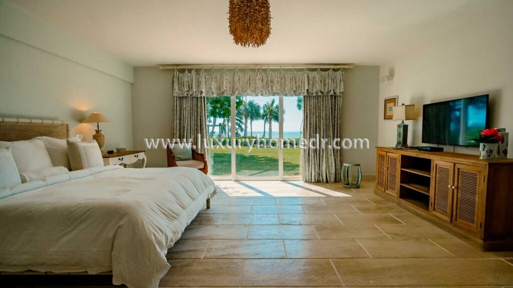 Oceanfront Villa Juanillo Cap Cana 23