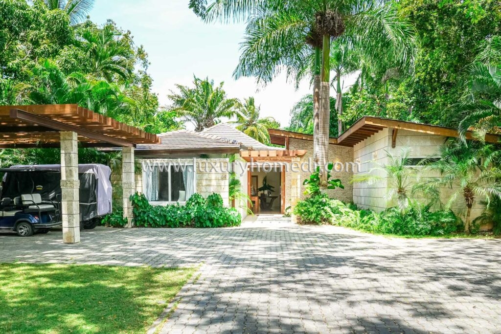 Villa in Los Lagos Casa de Campo La Romana 7