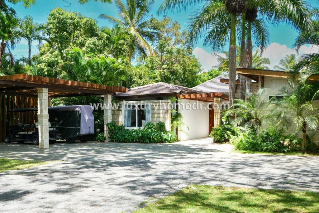 Villa in Los Lagos Casa de Campo La Romana 25