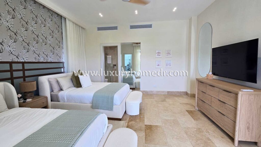 Modern villa in Las Iguanas Cap Cana 21