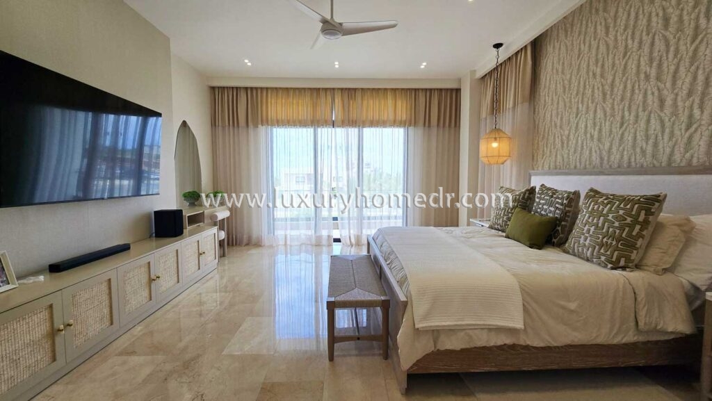 Modern villa in Las Iguanas Cap Cana 29