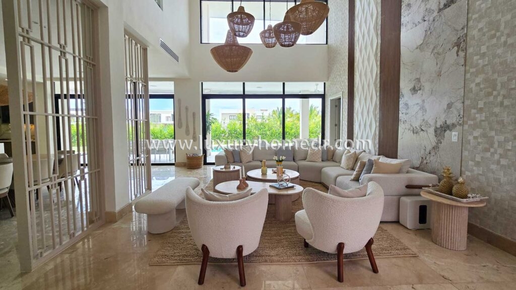 Modern villa in Las Iguanas Cap Cana 4