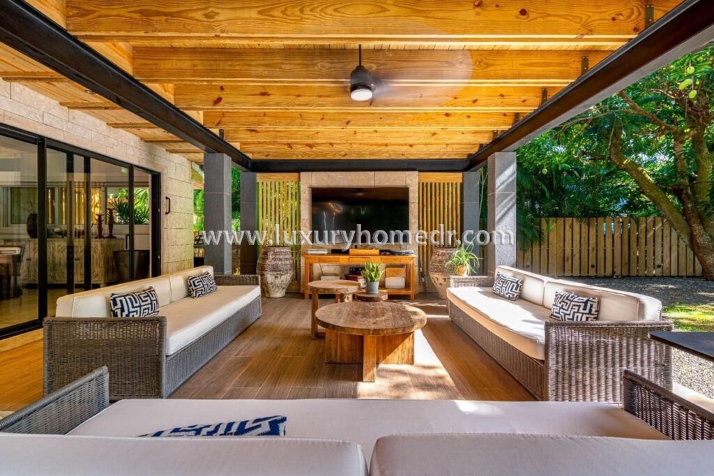 Villa in Casa de Campo la Romana For Sale 6
