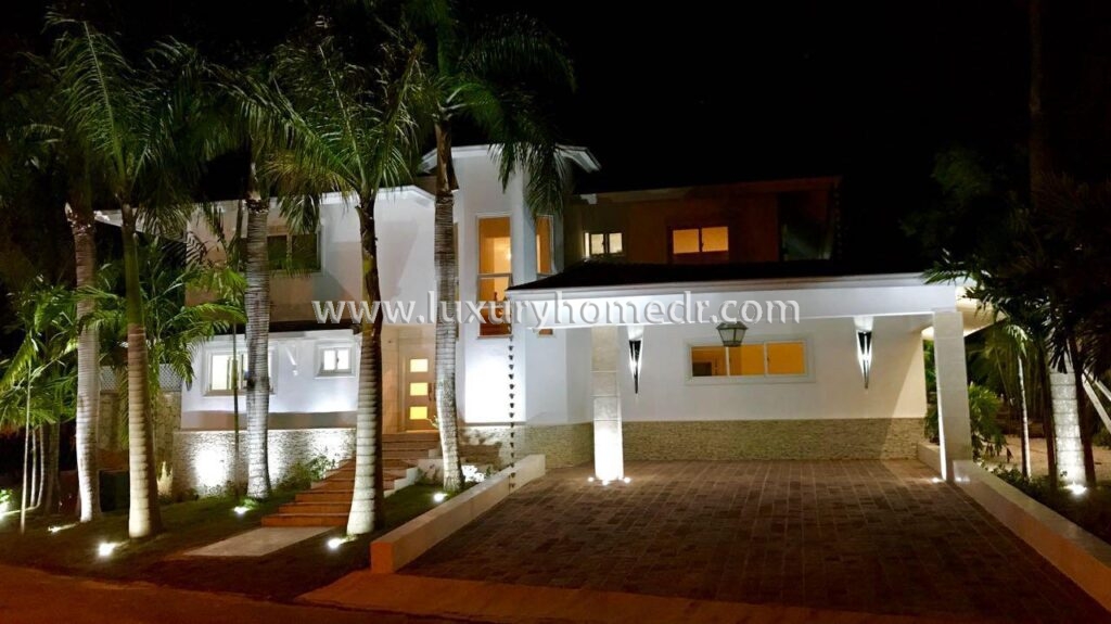 Villa in Casa de Campo la Romana For Sale 9
