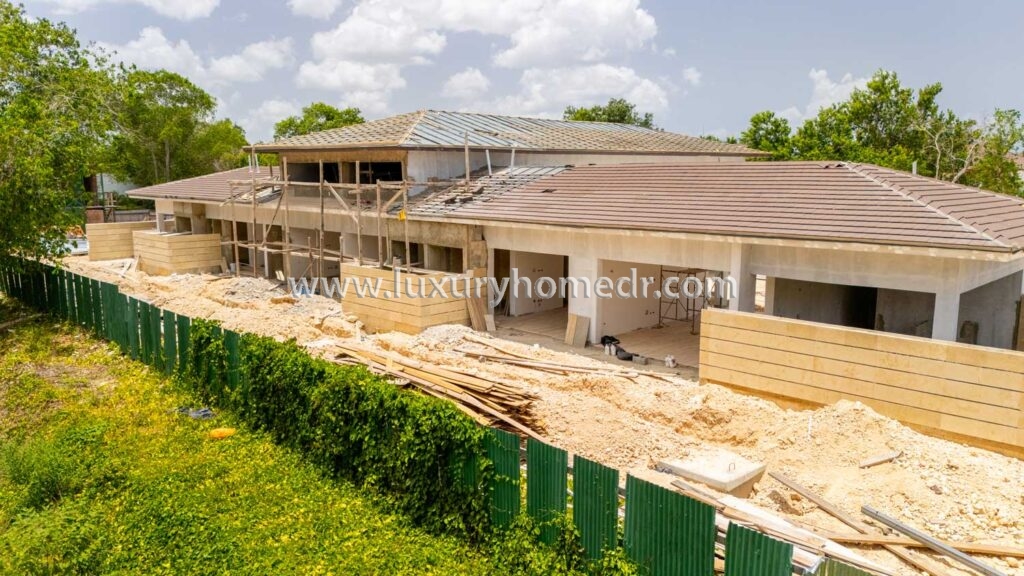 Villa For Sale in Barranca Casa de Campo 8