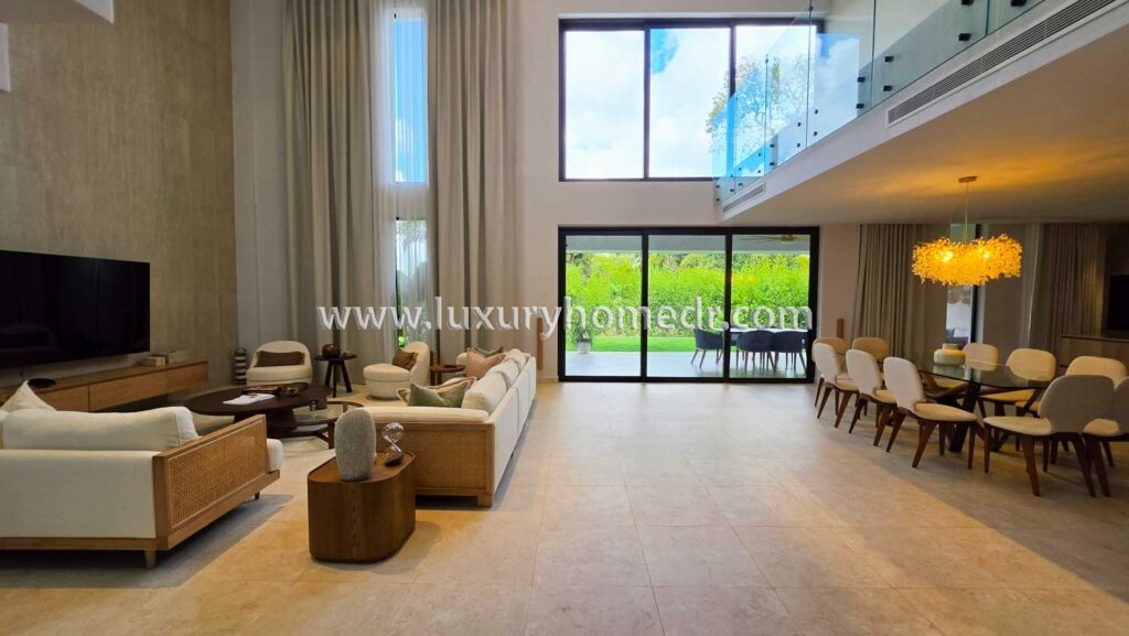 Villa Moderna For Sale in Punta Cana Village 15