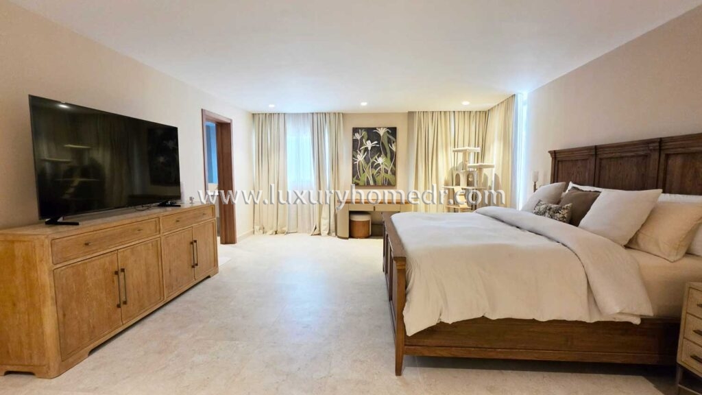 Villa Moderna For Sale in Punta Cana Village 29