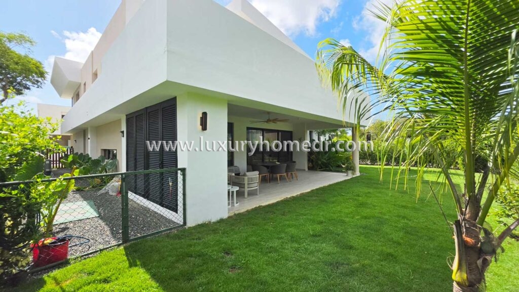 Villa Moderna For Sale in Punta Cana Village 39