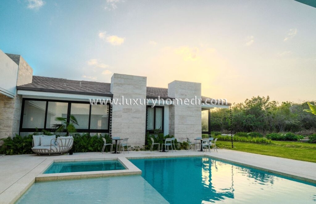 6BR Villa For Sale in Casa de Campo 11