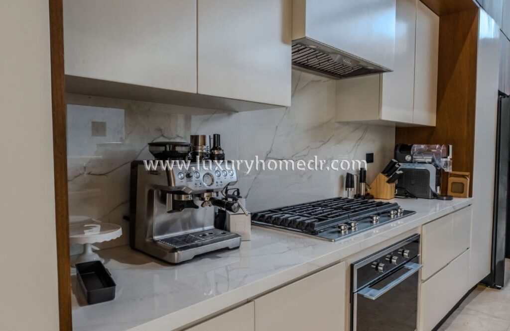 6BR Villa For Sale in Casa de Campo 7