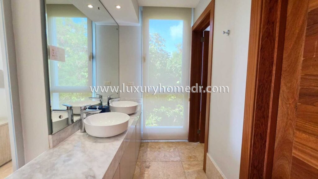 For Sale Golf View Villa 5BR in Hacienda Punta Cana Resort 23