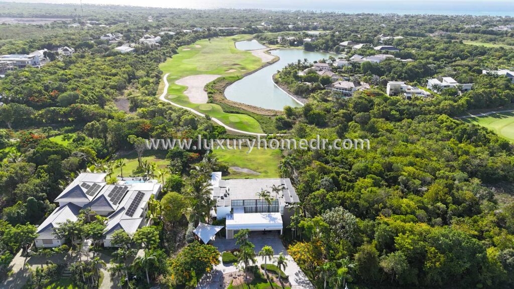 For Sale Golf View Villa 5BR in Hacienda Punta Cana Resort 40