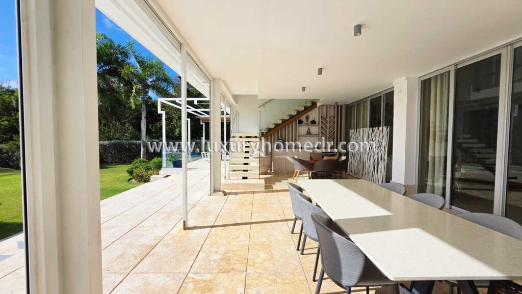 For Sale Golf View Villa 5BR in Hacienda Punta Cana Resort 5
