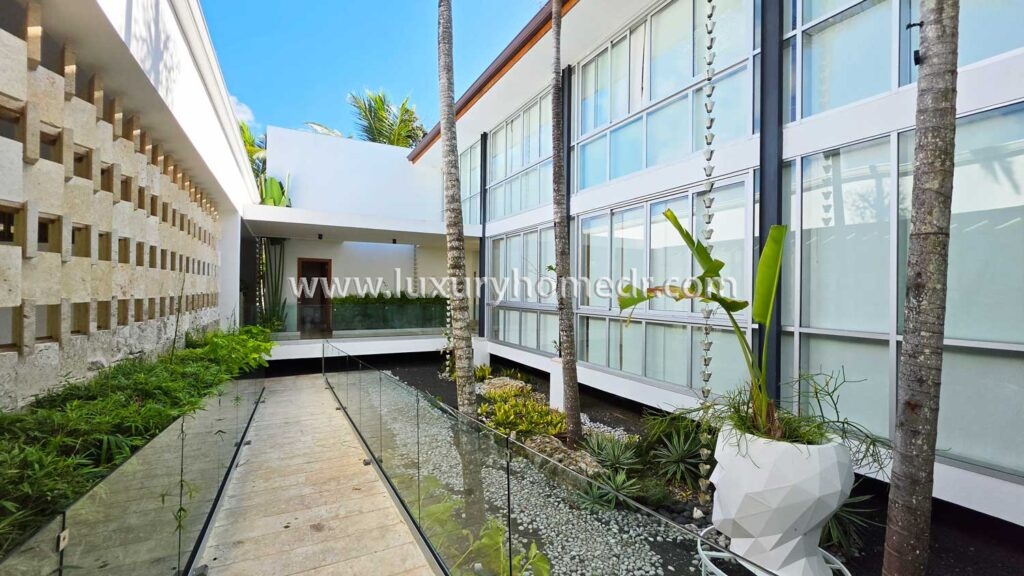 For Sale Golf View Villa 5BR in Hacienda Punta Cana Resort 44