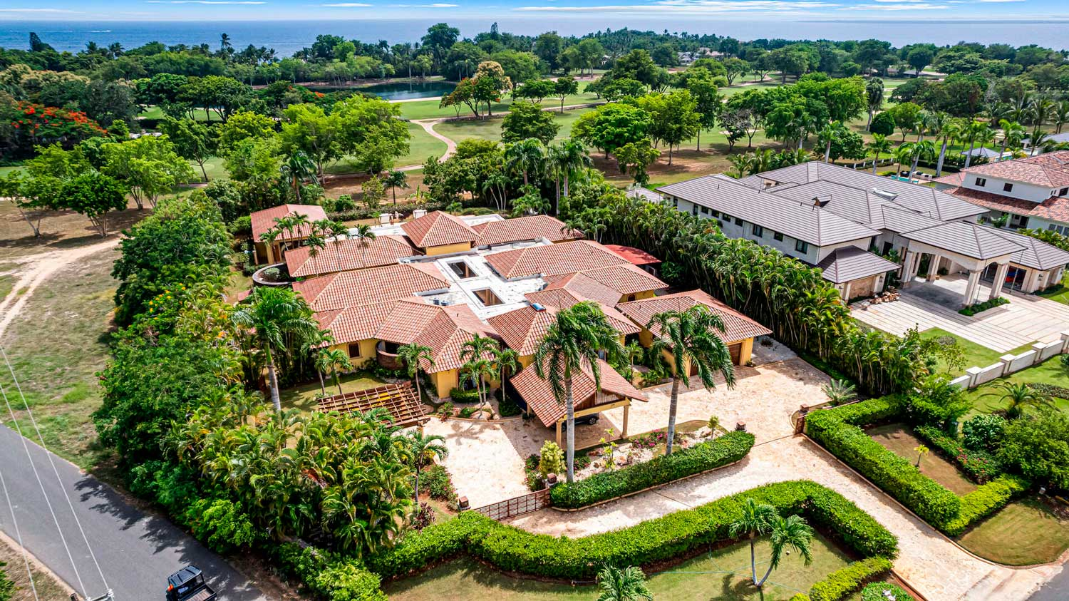 Punta Aguila Villa with Open Golf and Lake Views